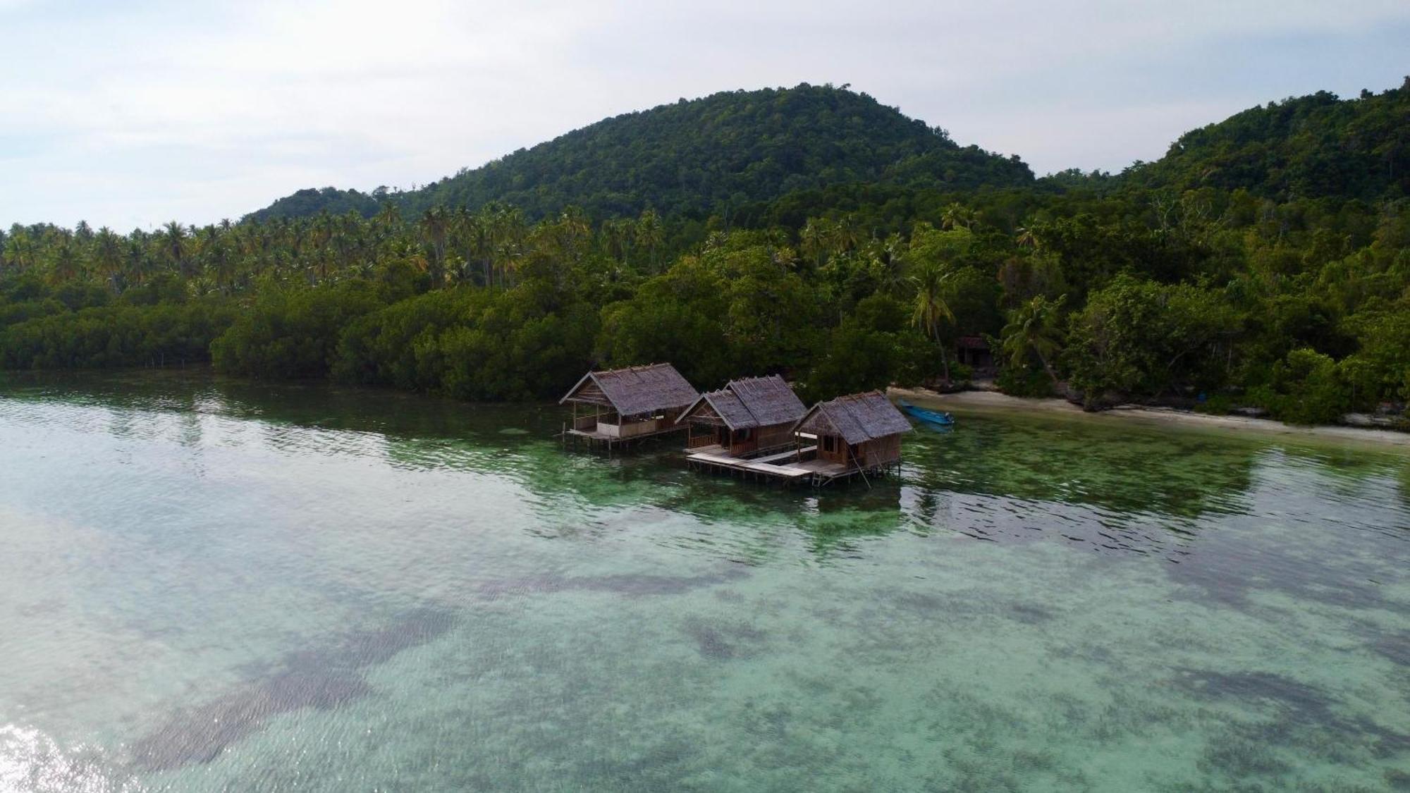 Senjahomestayrajaampat * Fam